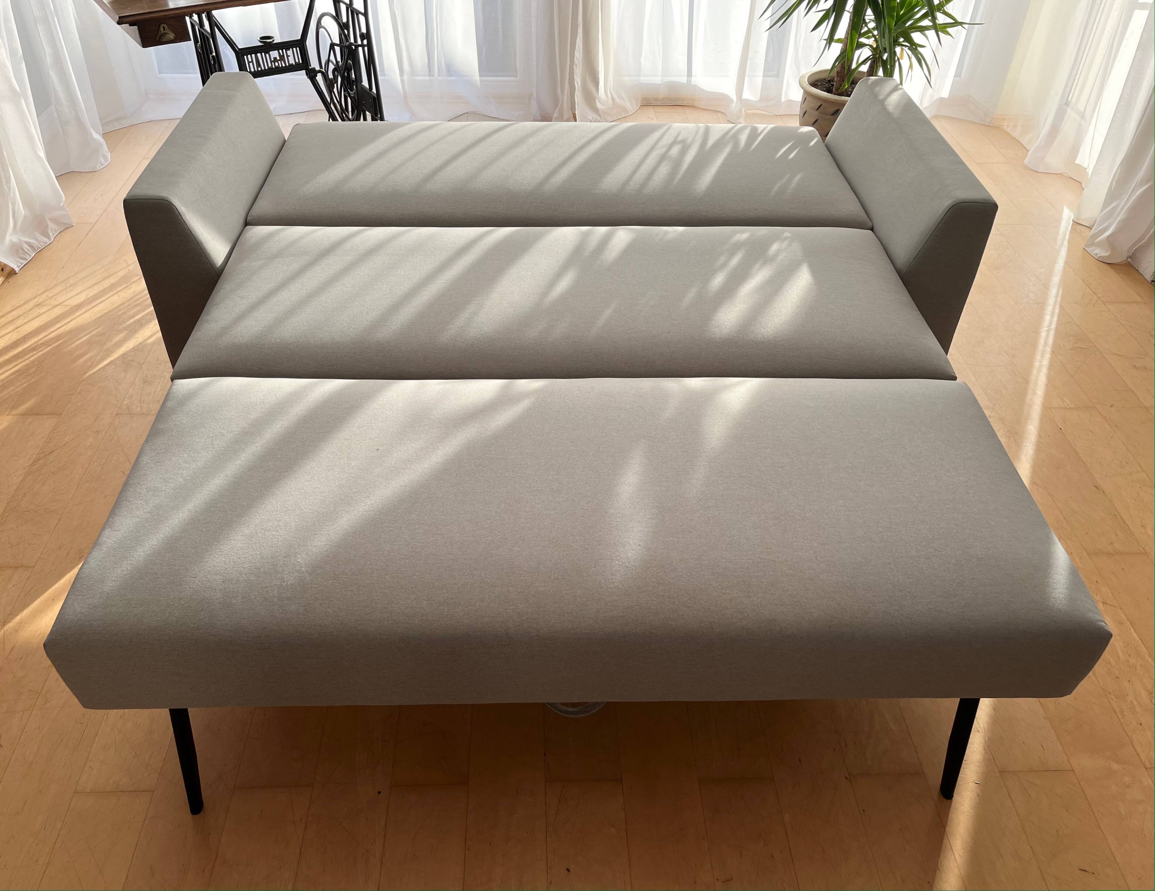 De Bruno slaapbank uitgeklapt